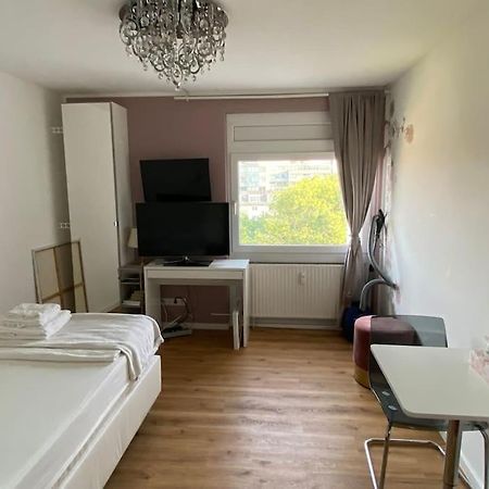 Schoene, Kleine, Gemuetliche Wohnung - Stadtmitte ماينتس المظهر الخارجي الصورة